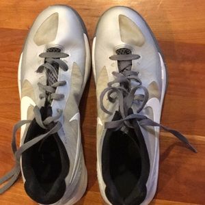 Nike volleyball shoes